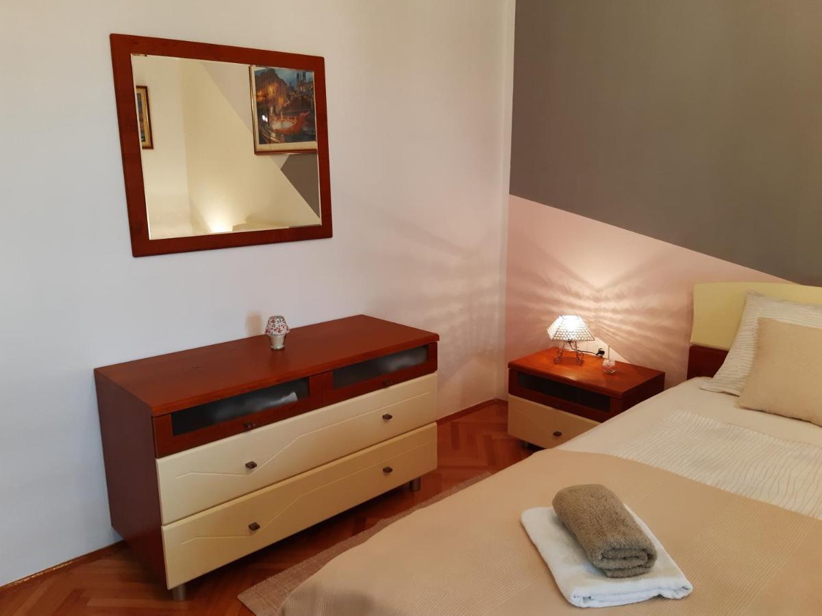 Apartment Jardin With Free Cowered Parking Zadar Exterior foto