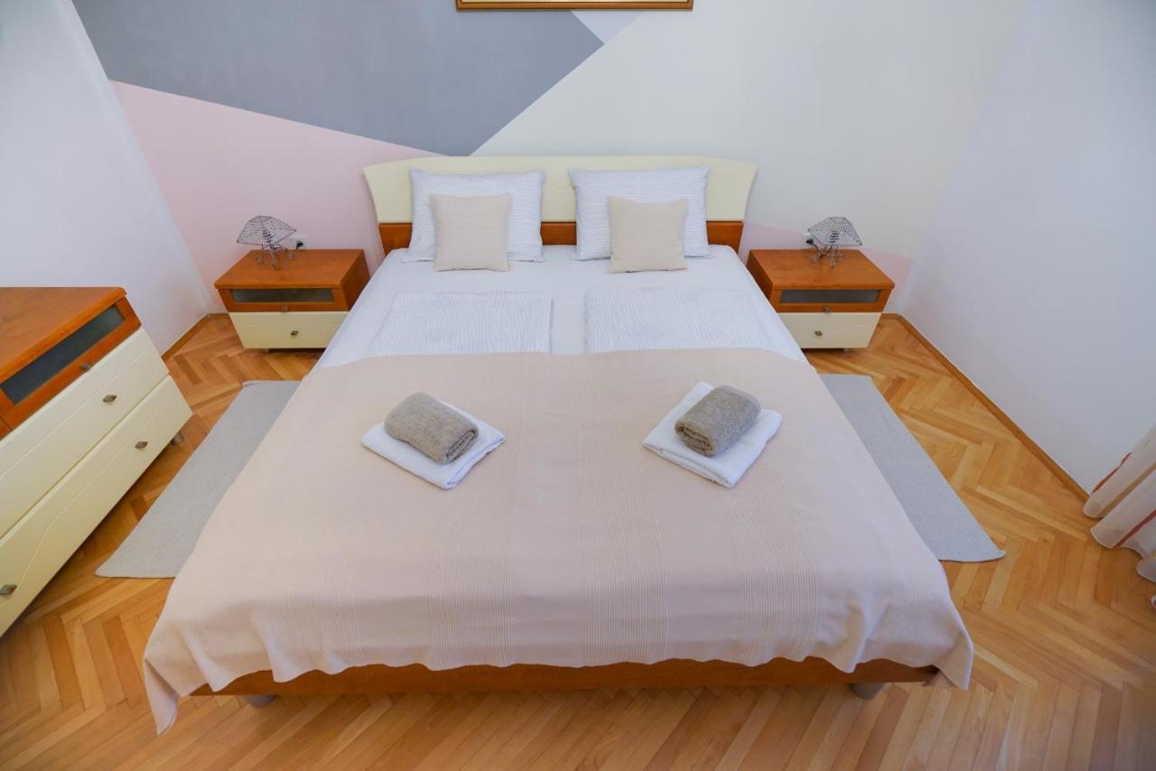 Apartment Jardin With Free Cowered Parking Zadar Exterior foto